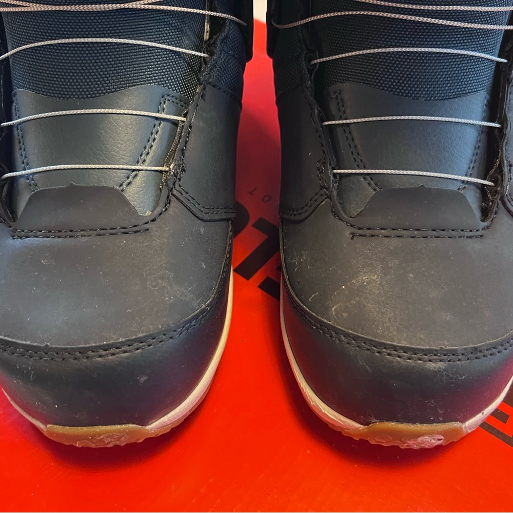 Deeluxe Deemon 3L BOA snowboard boots, sz 9, Navy - Picture 3 of 7